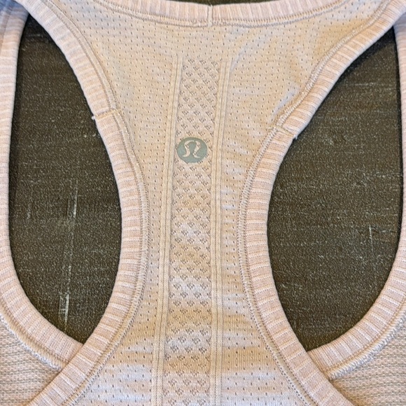 Lululemon Swiftly Tank Racerback Seamless Shirt Run Light Pink Blush Size 10 - Picture 6 of 9